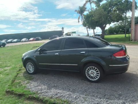 Fiat linea dualogic ano 2009