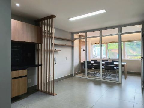 Sala com 4 ambientes, planejada e projetada para locação