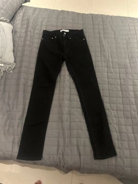 Calça Skinny Preta Calvin Klein
