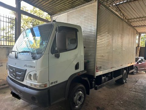 MB Accelo 815 Ano 2020 Completo Cabine Estendida 