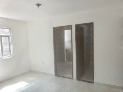 otimo apartamento, térreo, 2/4, bom acabamento, bem localizado