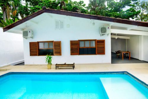 Casa na Praia do Pernambuco com piscina