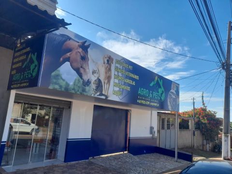 Sala comercial e depósito