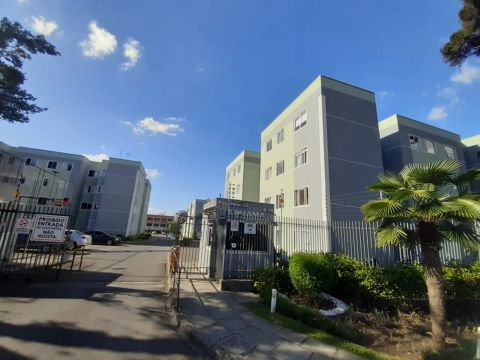 Apartamento com 3 quartos para alugar por R$ 1950.00, 59.20 m2 - NOVO MUNDO - CURITIBA/PR