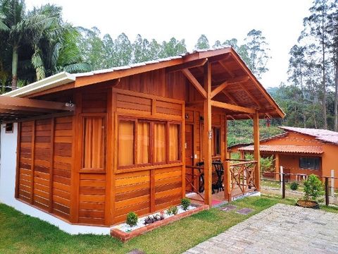 Chalé merlot proximo a pedra azul