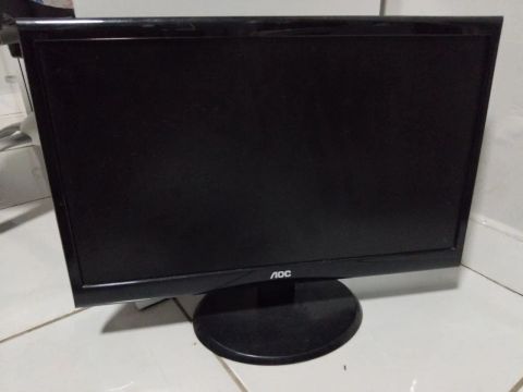 Monitor AOC 21' polegadas painel led