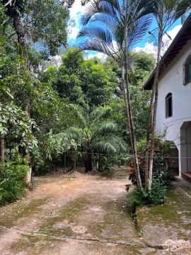 Fazenda/Sítio/Chácara para venda com 4718 metros quadrados com 5 quartos