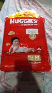 Fraldas Huggies Supreme Care 104 unidades M