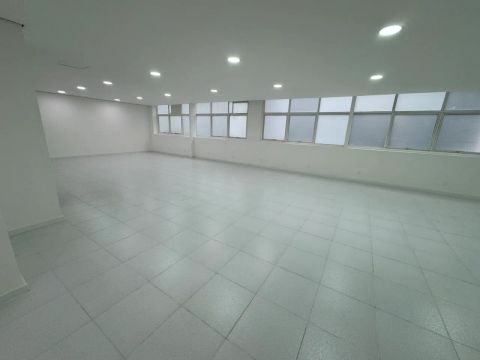Escritório para aluguel e venda com 195 metros quadrados em Bela Vista - São Paulo - SP