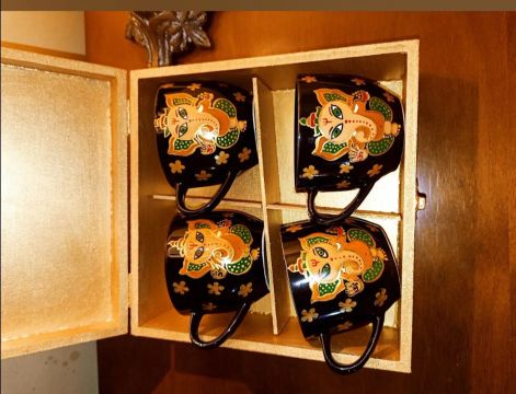 Jogo de Canecas de porcelana Decoradas com Ganesha
