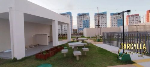 Imóvel para venda possui 40 metros quadrados com 2 quartos em Piatã - Salvador - BA
