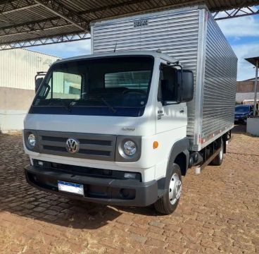 Vw 8.160 baú 2014