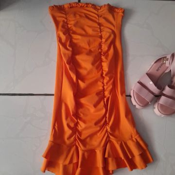 Vestido laranja infantil - Tamanho P