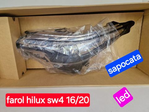 Farol LED Hilux SW4 16/20 - Novo