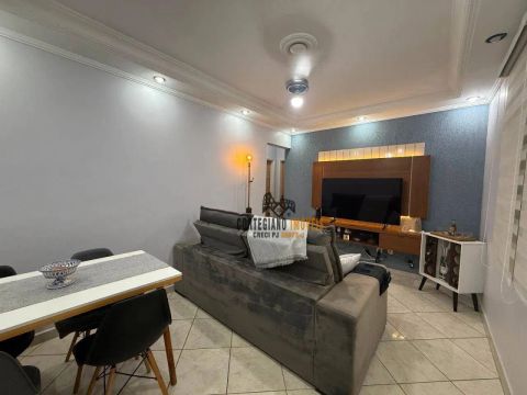 Oportunidade! - Apartamento com 2 dormitórios/Garagem Fechada à venda, 70 m² por R$ 380.00