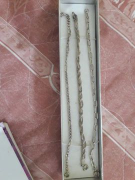 Vendo três pulseiras em prata