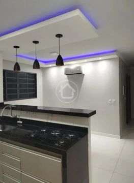 APARTAMENTO REFORMADO JD TIJUCA