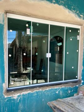 Janelas de Alumínio - Novas