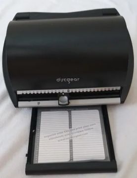 Porta CD/DVD em plástico, marca discgerar (importado), para 50 CDs/DVDs,