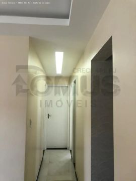 Apartamento no Condomínio Riviera Park com 3 Quartos, Lazer e Garagem