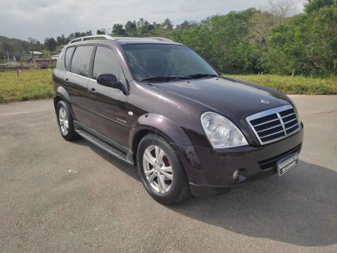 Ssangyong Rexton (7 Lugares + teto solar) - 2011.