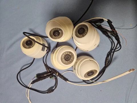 Kit 5 Cameras multilaser dome model SE177