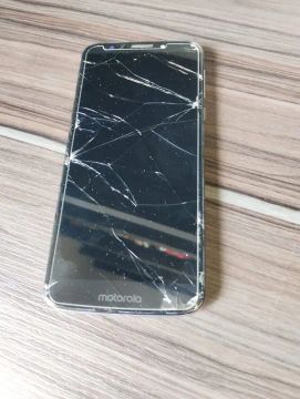 Motorola Moto E5 para peças e conserto