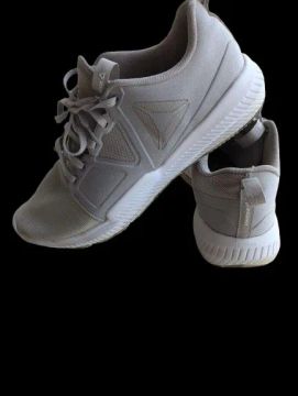 Tênis Reebok Cinza prata branco exclusivo tamanho 42.5 BR 42/43 10.5 US 28.5cm