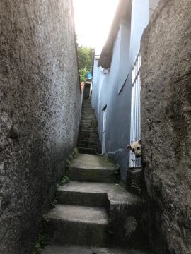 Vendo casas em boa localização 