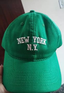 Vendo Boné New York verde - Unissex