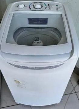 Vendo máquina Electrolux 8kg com entrega grátis 