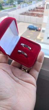 Par alianças 4mm namoro apenas 99.90 estojo brinde  temos todos os tamanhos 
