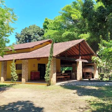 CASA DE TEMPORADA 