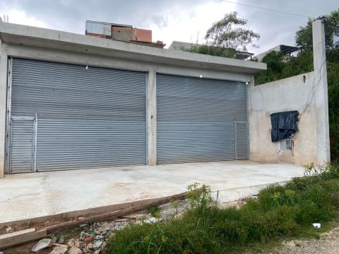 Aluga-se Salão Comercial 