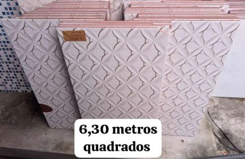 6.300m² de Porcelanato Novo