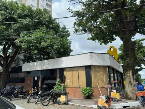 Sala Comercial Térrea 280,00M² de frente para a Av. Normando Tedesco