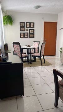 Apartamento mobiliado de três quartos no condomínio Monte Olimpo 