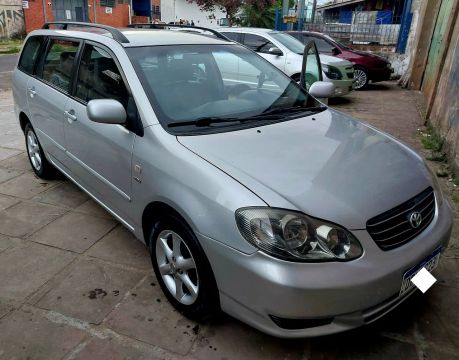 Toyota corolla fielder automático 1.8 16v 