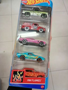 Hot Wheels HW Flames - 5 Carros