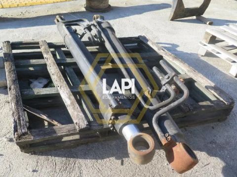 Cilindro hidráulico para escavadeira Caterpillar 320D2