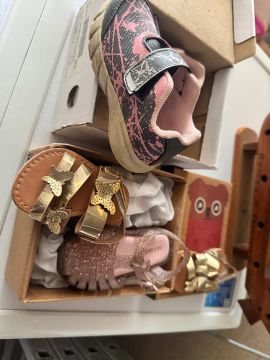 Sandálias e Tênis infantil Menina Melissa, tricae e Bo?aime