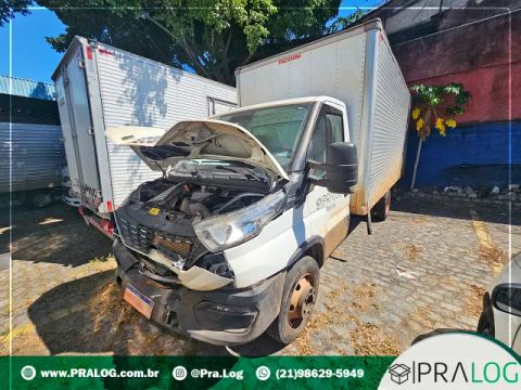 Iveco 70-170 | Baú | R$30.000 Abaixo Fipe