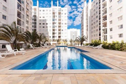 Ótima oportunidade de apartamento reformado e mobiliado com piscina
