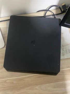 Vídeo game PS4 com 2 controles+ 3 jogos GTA5. + Monitor 60hz
