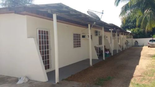 Aluga-se Casa Mobiliada por Temporada em condomínio fechado, no Bairro Pricumã - Boa Vista