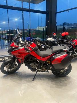Ducati MULTISTRADA V2S 2023