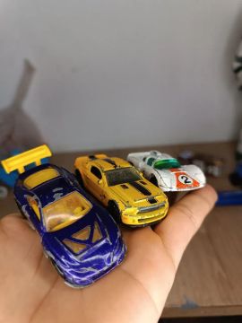 Carrinhos Hot Wheels - Diversos modelos ( valores na descrição )