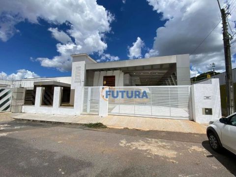 Excelente Casa à venda - QI 02 Setor de Habitações Individuais Norte - Brasília/DF