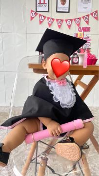 Fantasias de formatura mesversário para bebê - 11 meses