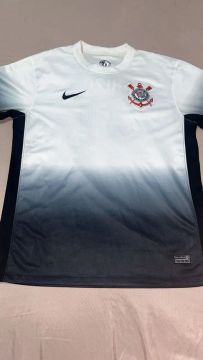 Camiseta de time Corinthians Nike - Tamanho G - Nova
